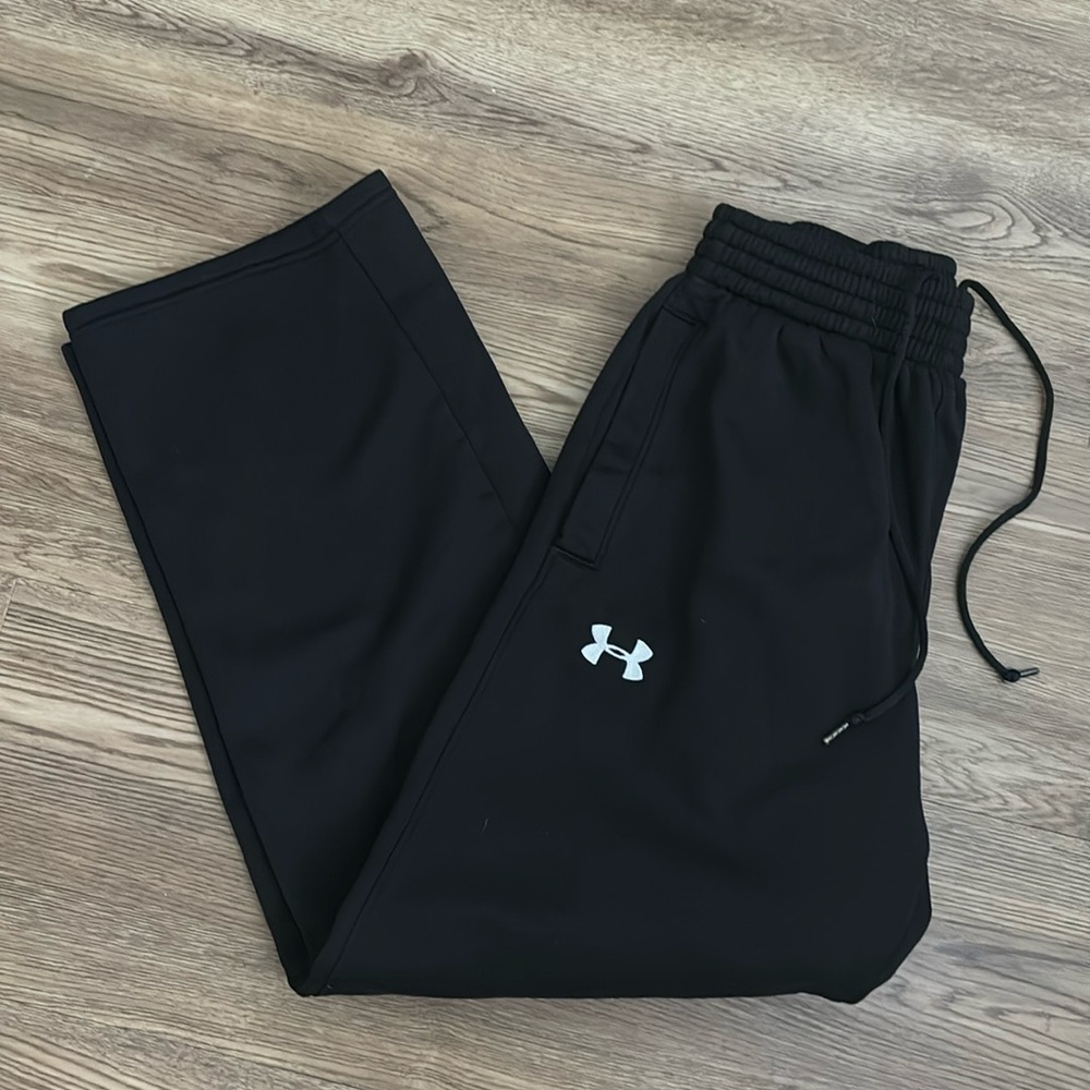⭐️Under armor sweatpants⭐️